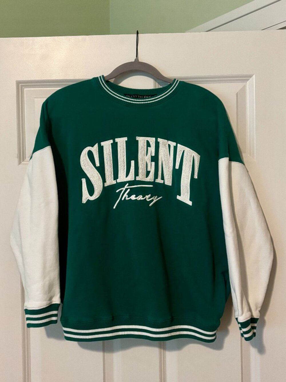 Silent Theory Green Varsity Crewneck Sweatshirt • Size 8